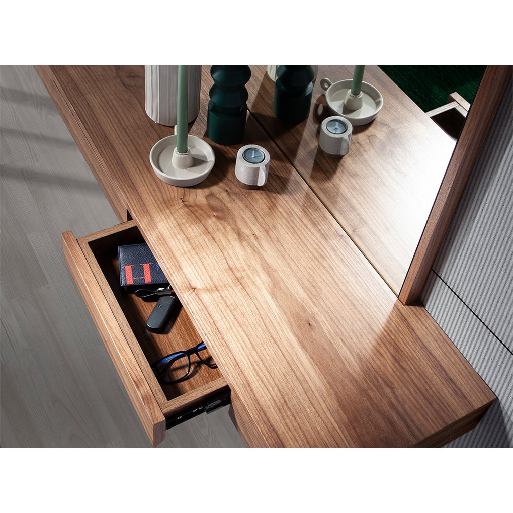 Mirror and console hall furniture
