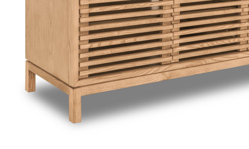 Tanner Console multimédia à quatre portes en bois de frêne et lin
