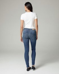 Mittelblaue Skinny-Jeans mit mittlerem Bund und Vintage-Effekt | Die Manuela