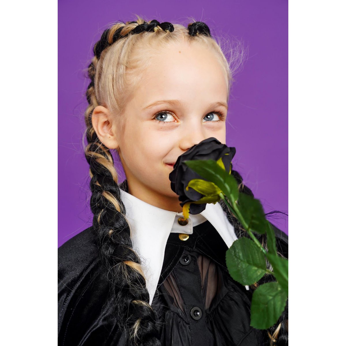 Mantello magico per bambini in stile Wednesday