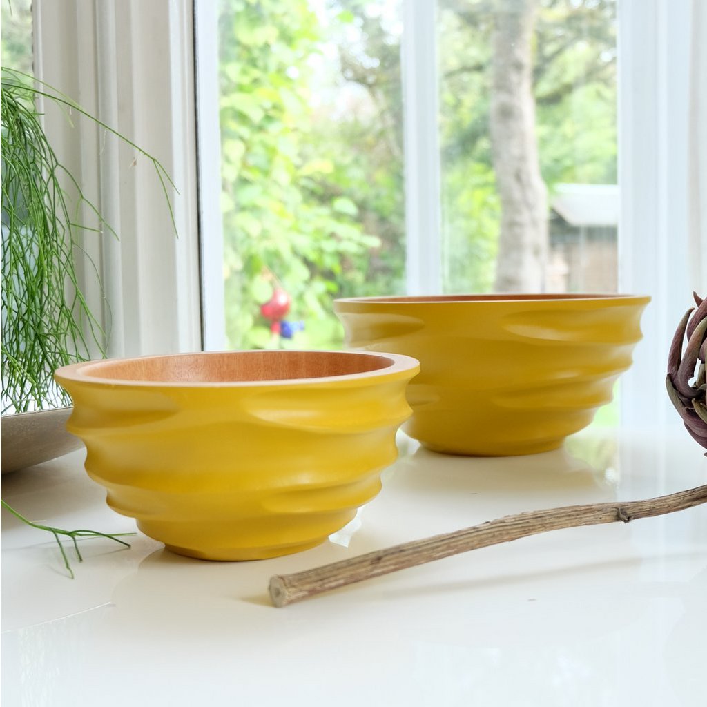 Ciotola in legno - fruttiera - insalatiera - Modello Twist - giallo curry - diverse misure