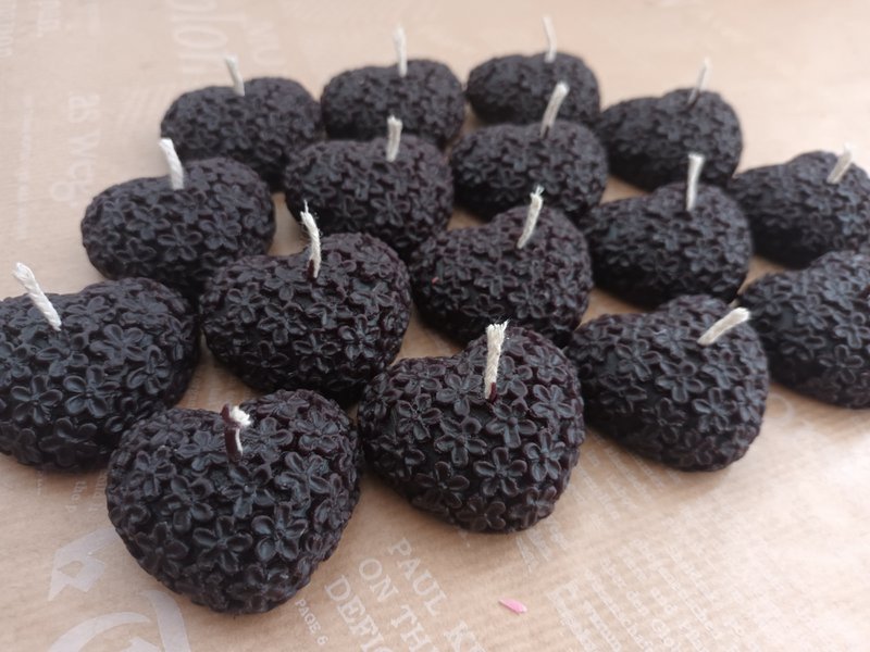 Heart Shaped Beeswax Tealight Candles - Black Color