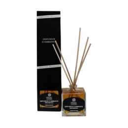 A 100ml room diffuser with a patchouli scent. The diffuser comes in a black and white box with wooden diffuser sticks.