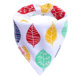 Puntslab Colorful Leaves - baby slabbetje