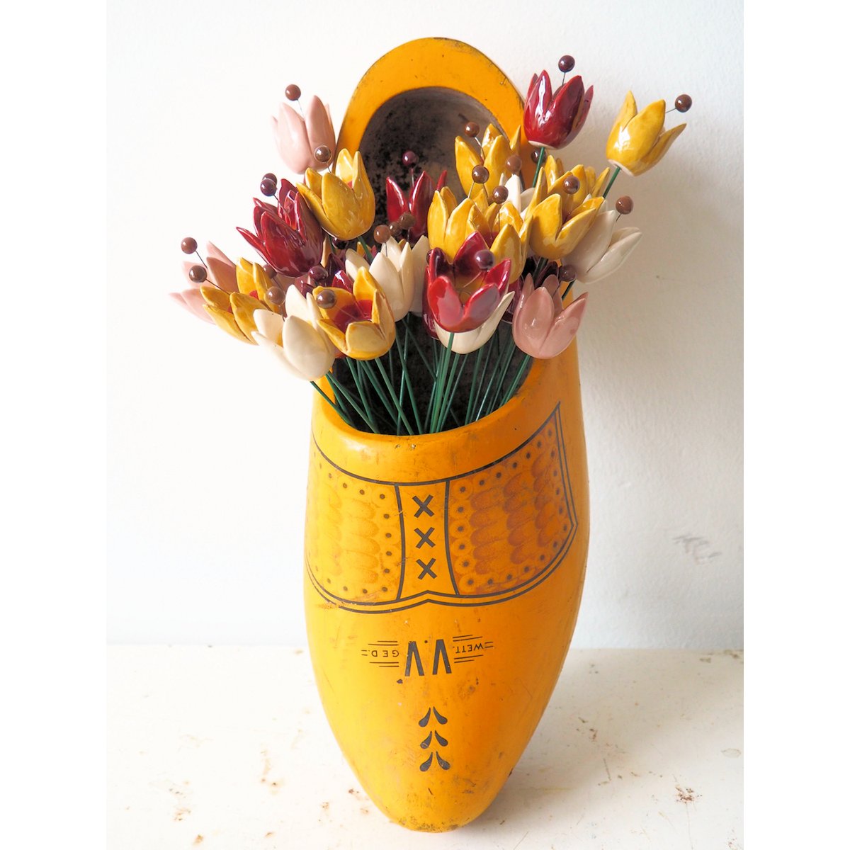 Tulip flower ceramic red 3cm