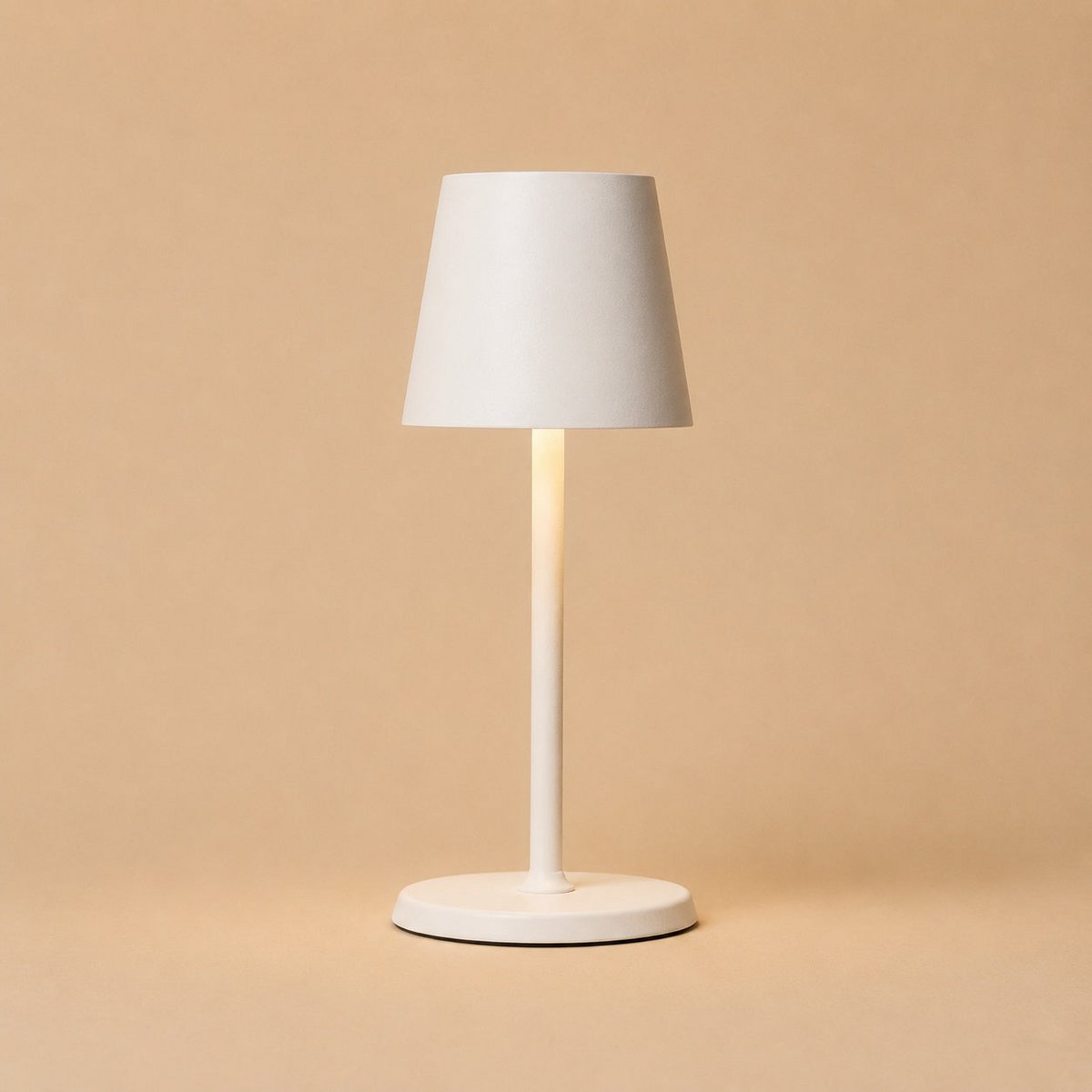 Lampe de table rechargeable James White