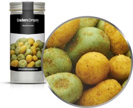 Savory snack mix with wasabi and curry flavors. Crunchy, bite-sized pieces in a variety of shapes and colors.