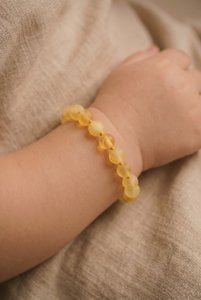 Baby/Kind – Bernsteinarmband – runde Rohperlen – 14 cm – Zitrone
