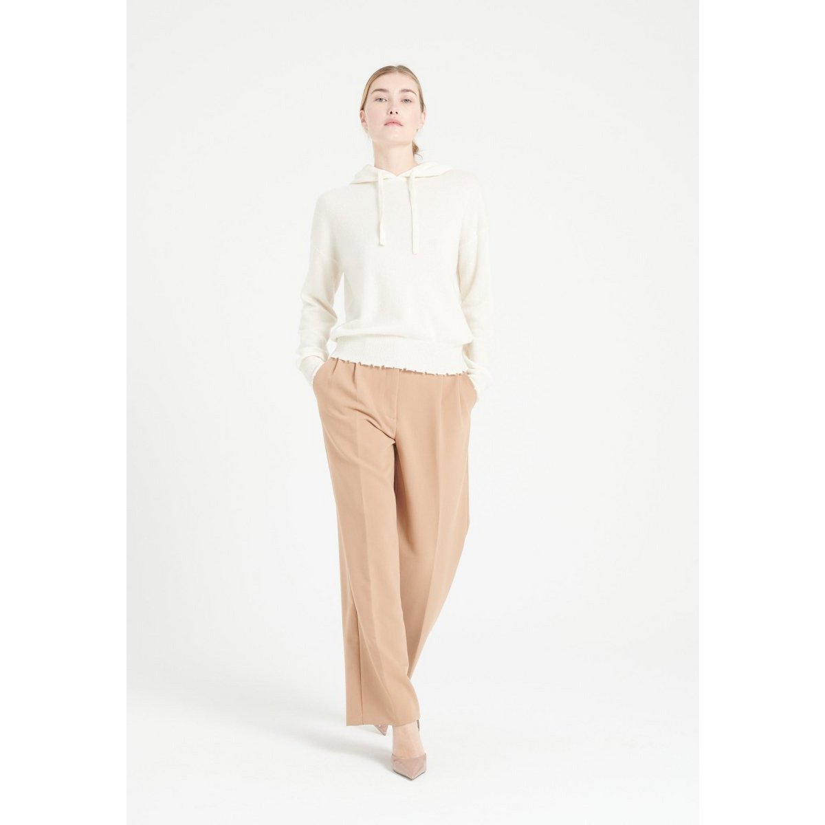 MIA 16 Cashmere hoodie with ecru white chiselled finishes