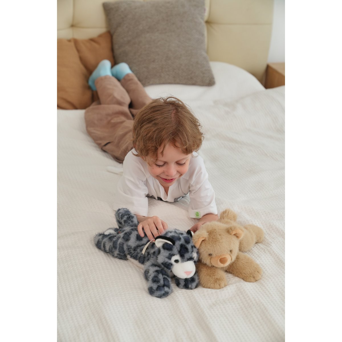 Peluche One Love - Leopardo de las nieves, gris cielo y negro