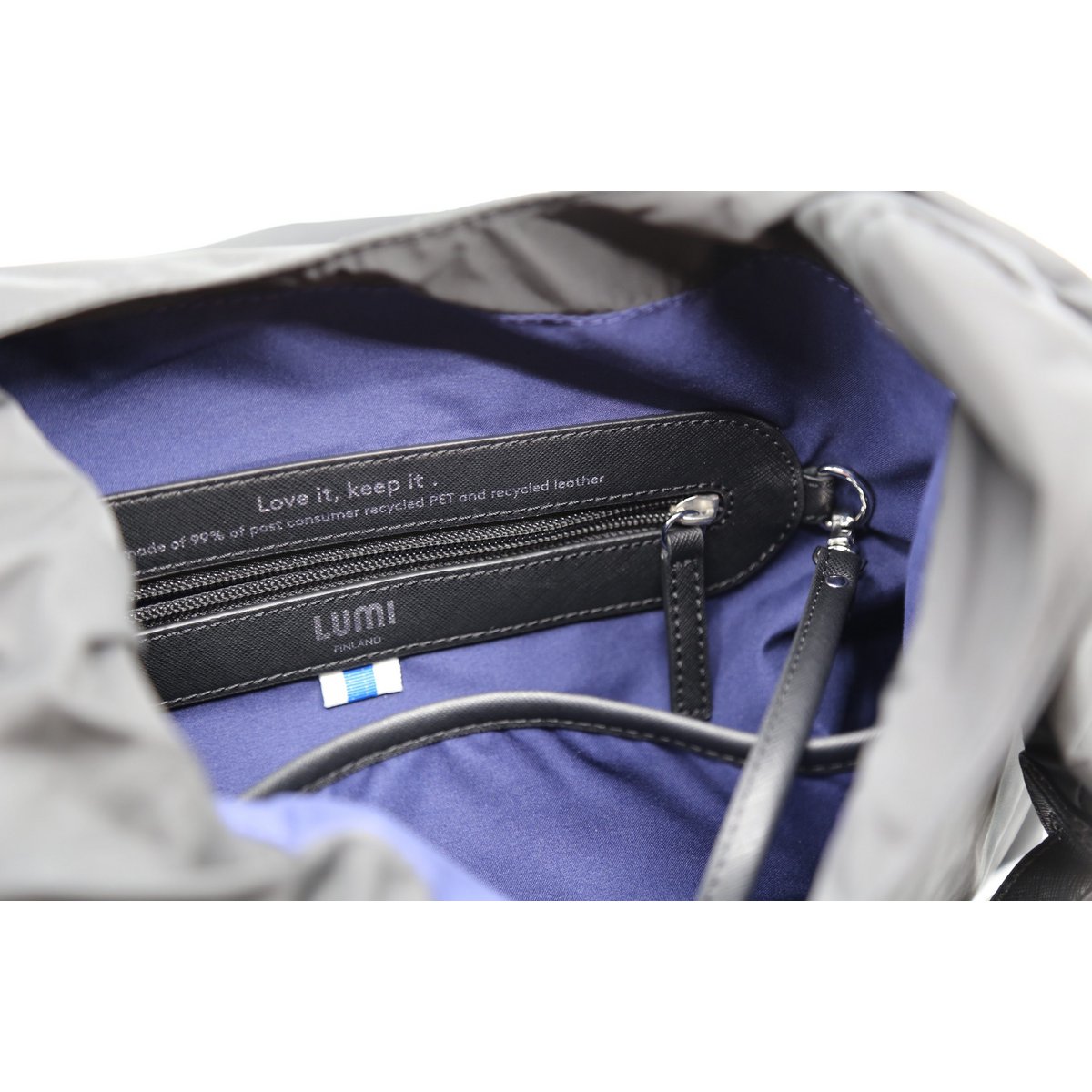 Riia XL Pouch Zwart