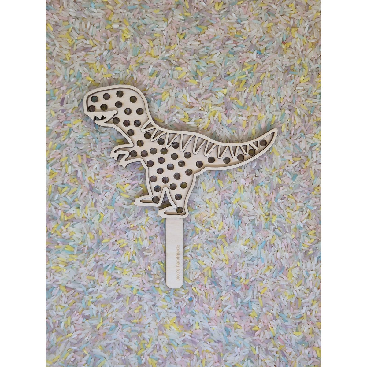 Dino strainer