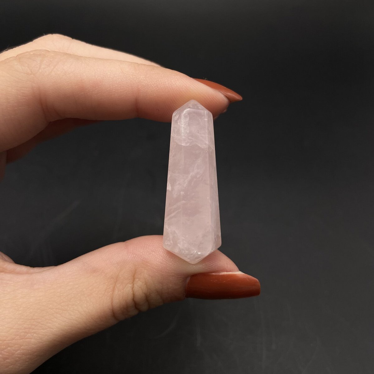 Bijtende punt - Rozenkwarts (3/3,5 cm)