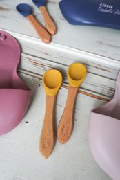 Silicone spoon yellow 14 cm Little Isabelle Rose