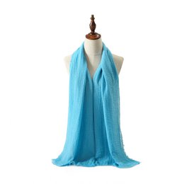 The all time essential scarf zeeblauw