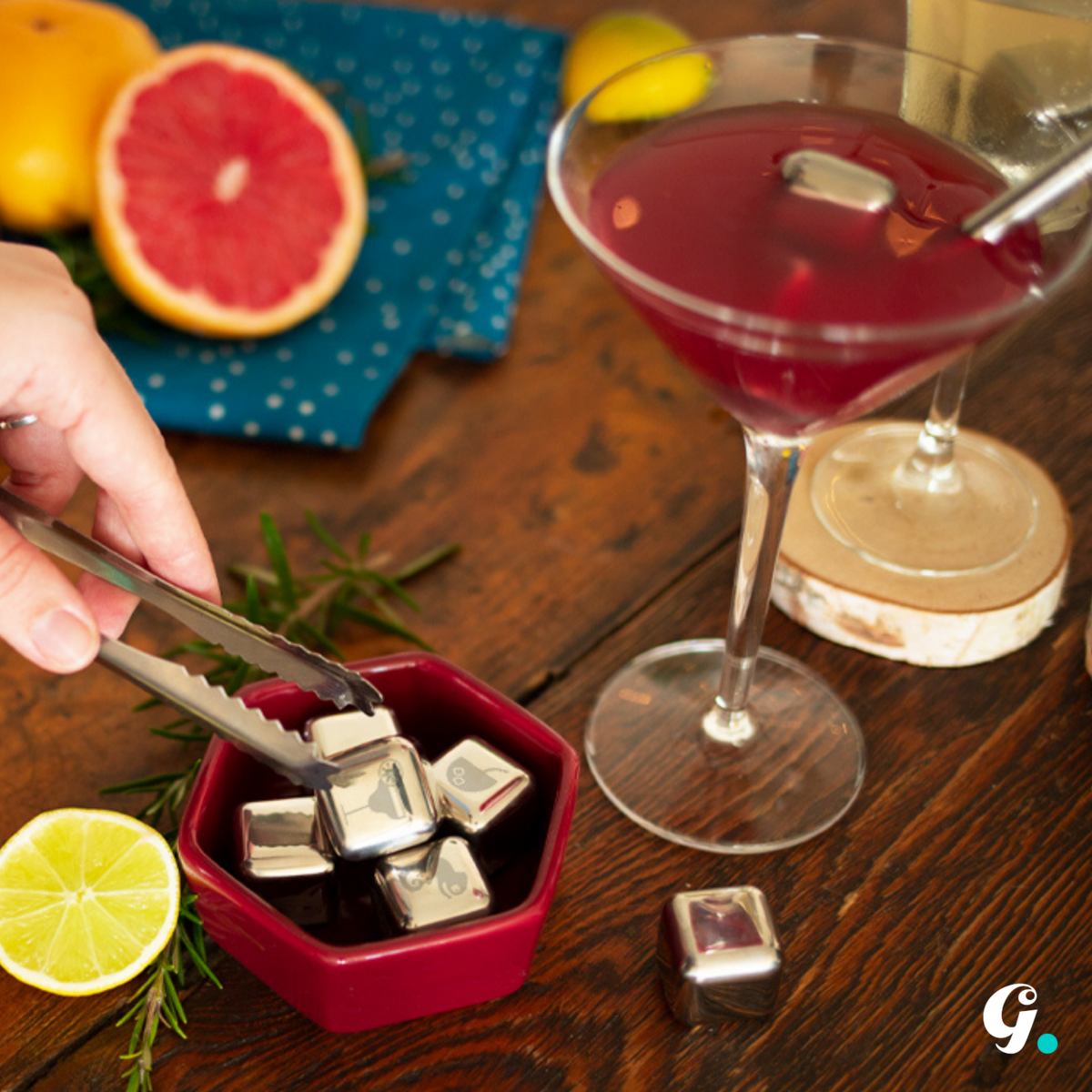 8 engraved Gaspajoe ice cubes all stainless steel in Kraft gift box