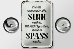 Blikken bordje met de tekst 12x18cm het hoeft niet altijd een decoratie te zijn
