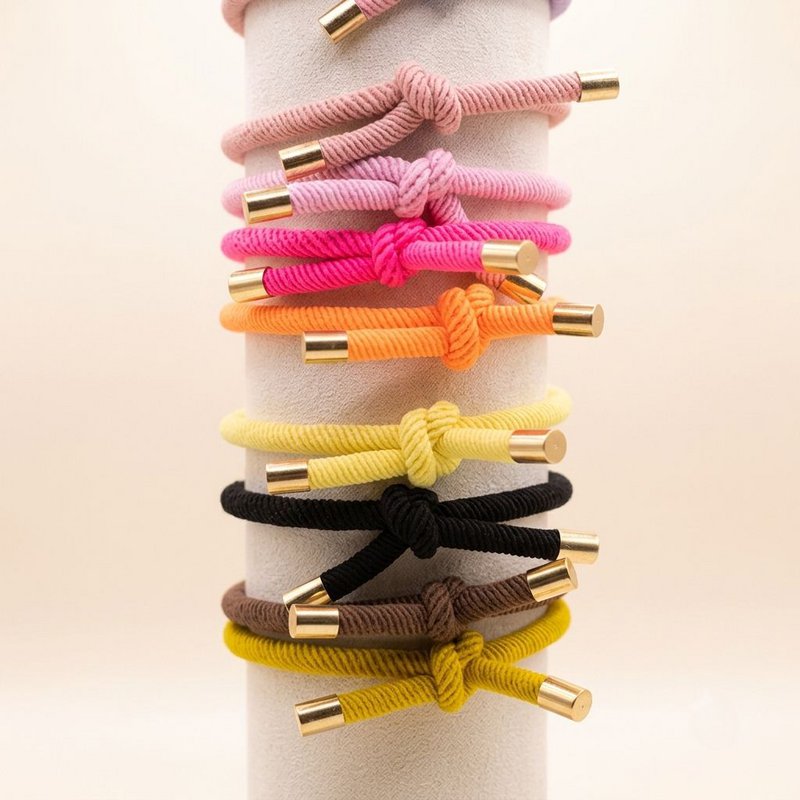 Bracciale con nodo dorato Nero