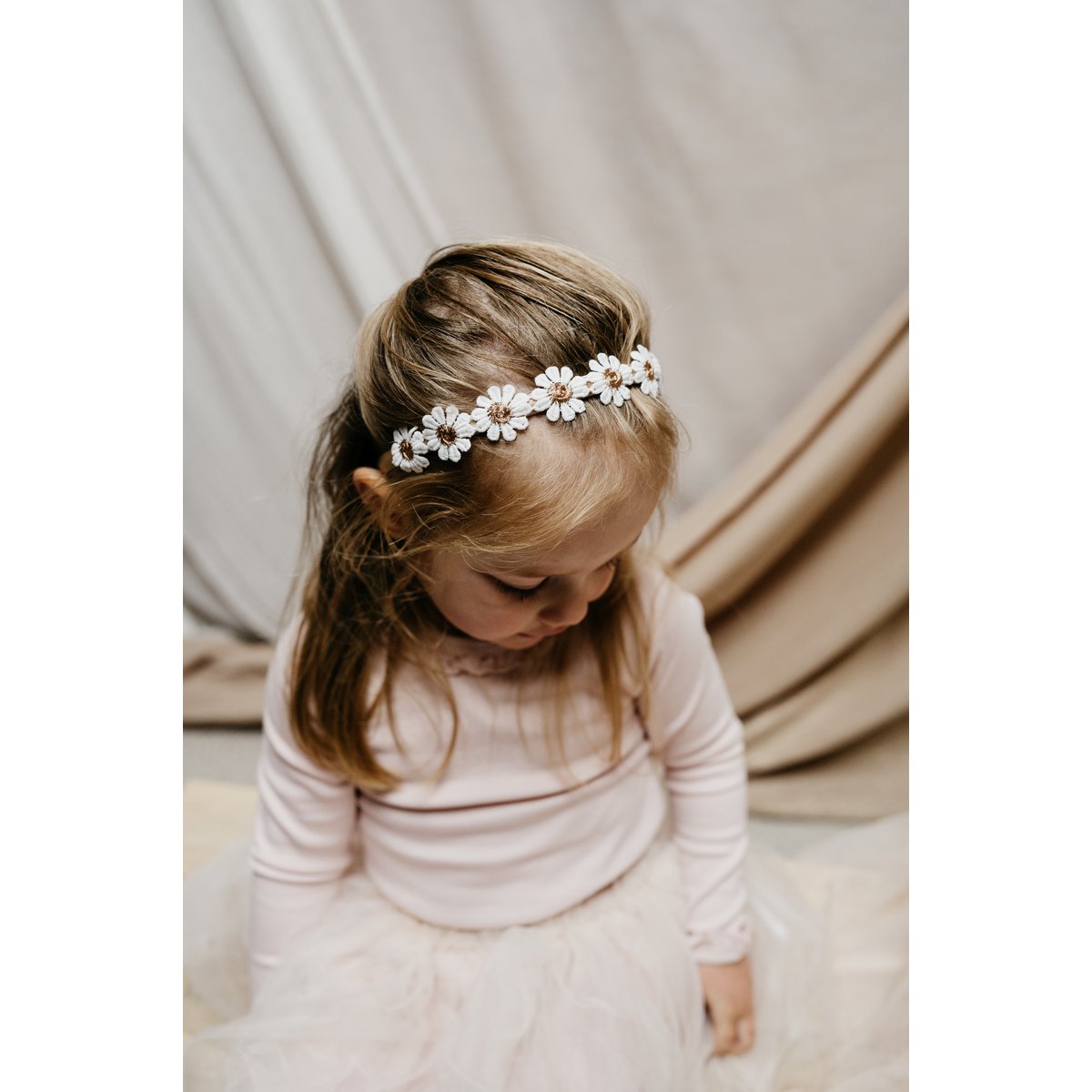 Diadem bronze flower
