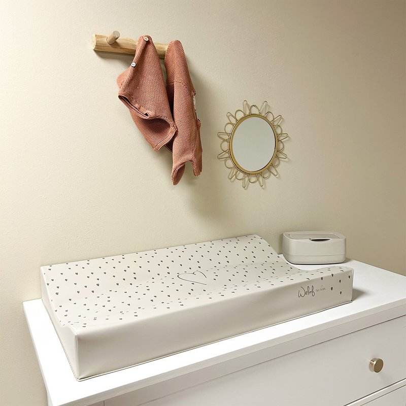 changing mat 72x44cm allover Heart Taupe