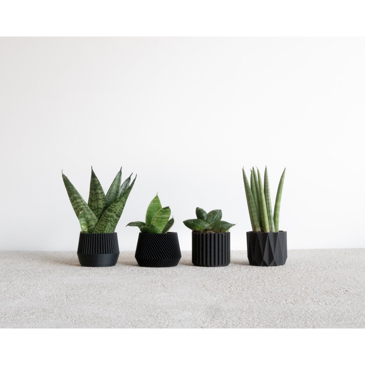 Set van 4 potten Zwart – Oslo Origami Kobe Stockholm