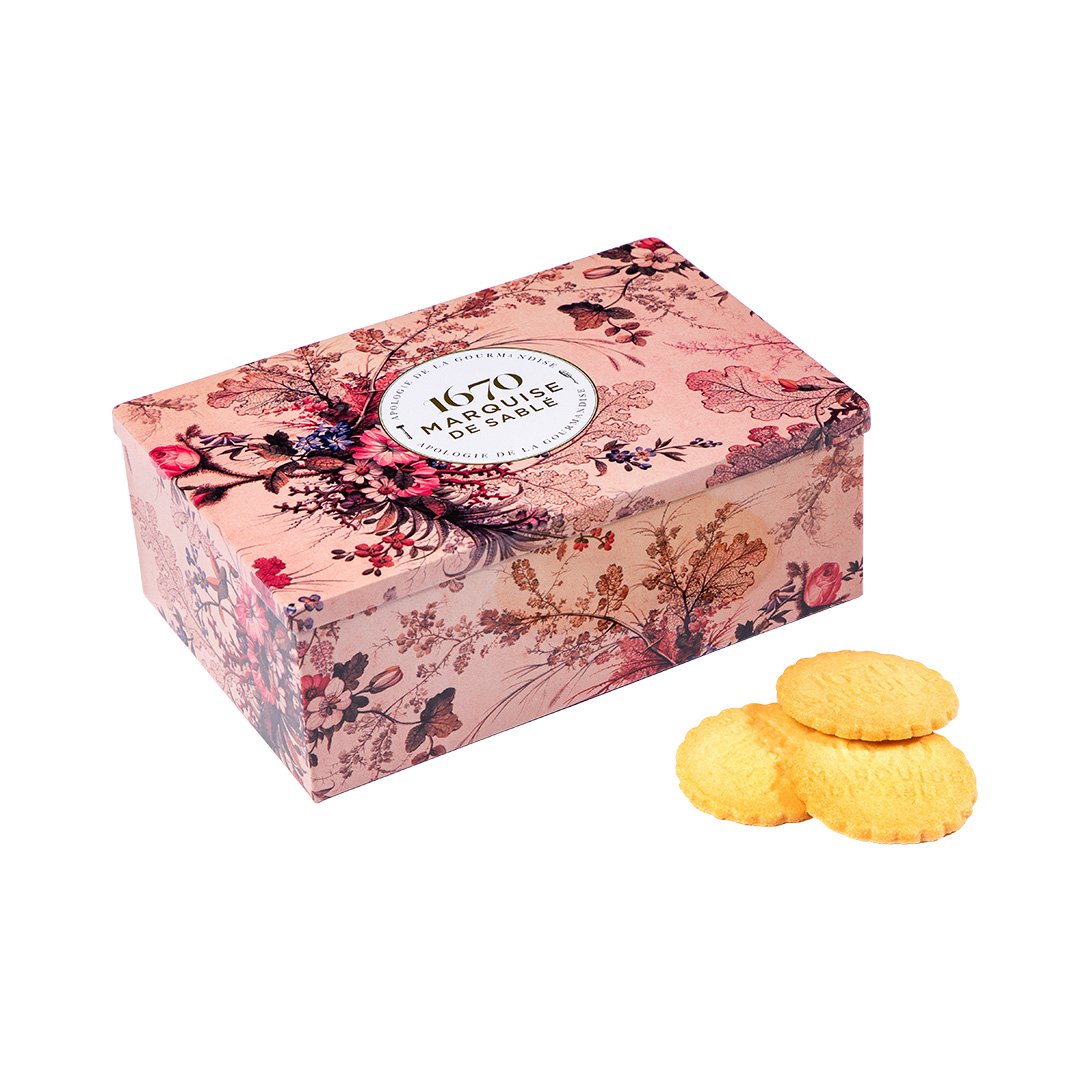 Shortbread biscuits assortment of pure fresh butter plain shortbread, with chocolate chips and salted butter caramel chips - metal box "Dream in the Undergrowth" 300 g