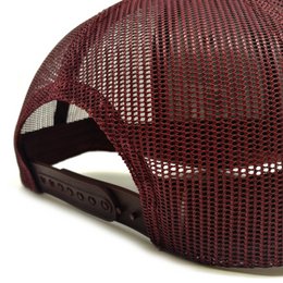 Gorra Trucker Rojo Burdeos