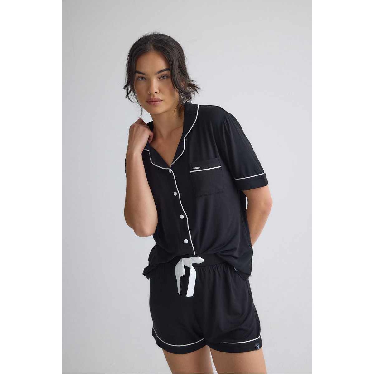 Bambus-Hemd-Shorts-Set in Schwarz