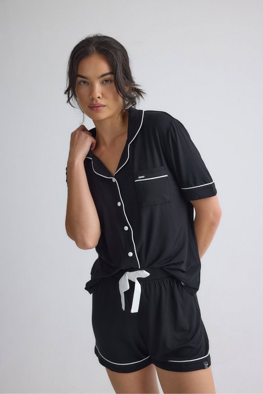 Bambus-Hemd-Shorts-Set in Schwarz