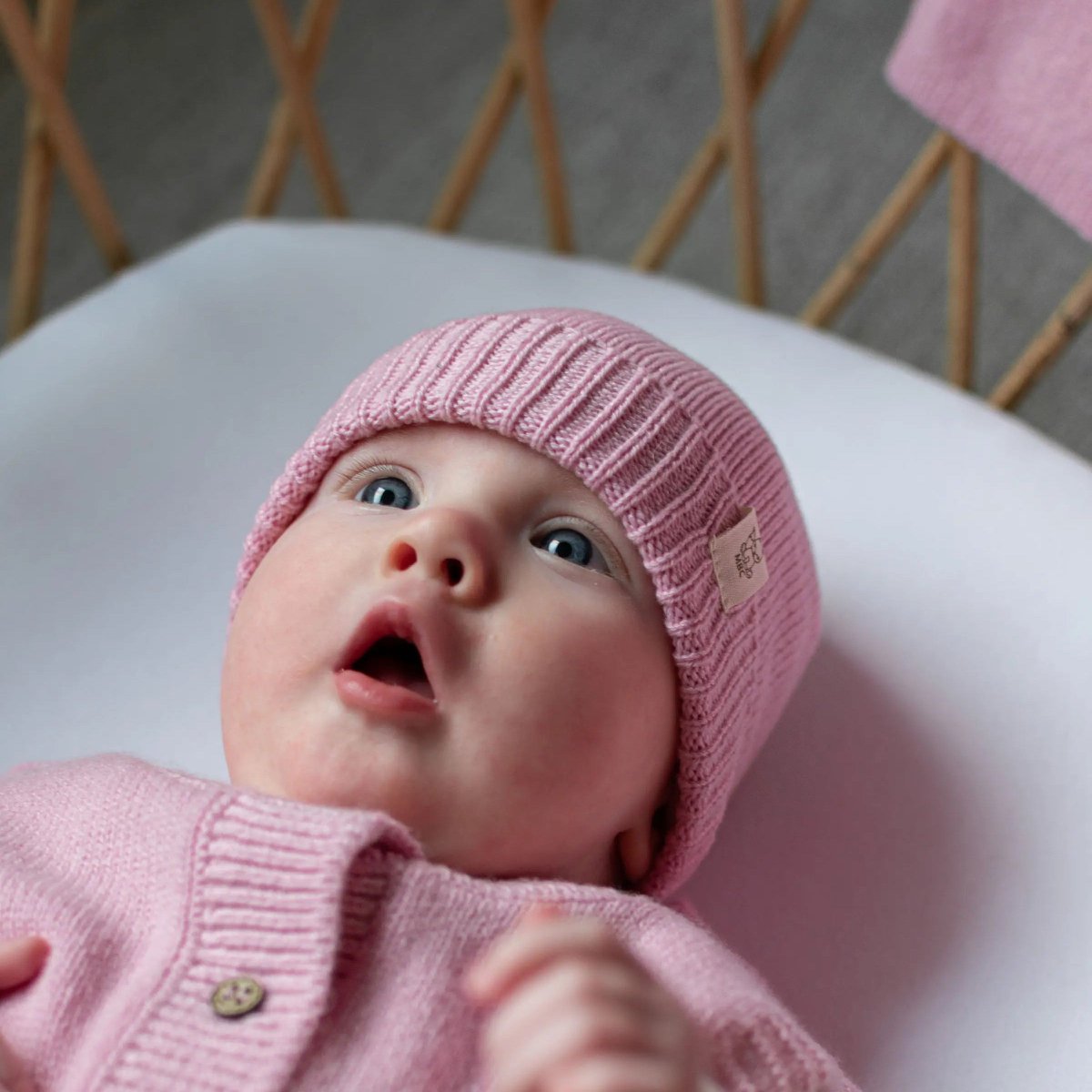 Muts van merino en kasjmier (fijn gebreid)-roze