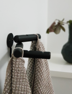 3Hooks - 3-in-1 Hook - Black oak
