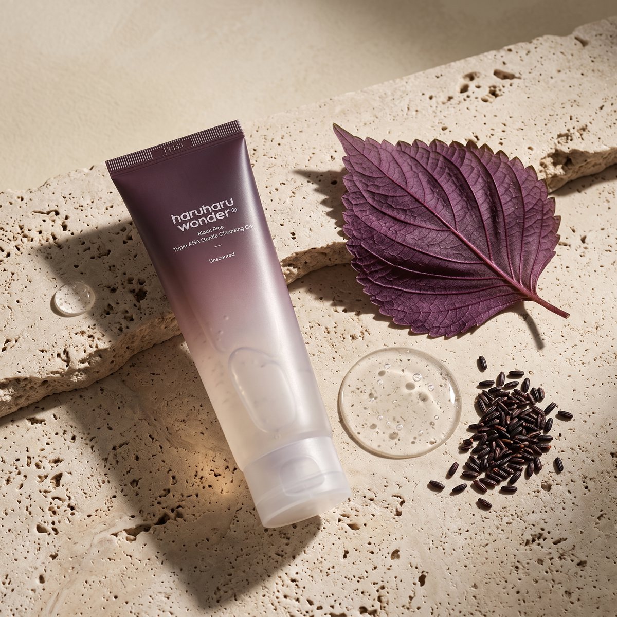 Haruharu Wonder – Black Rice Triple AHA Gentle Cleansing Gel