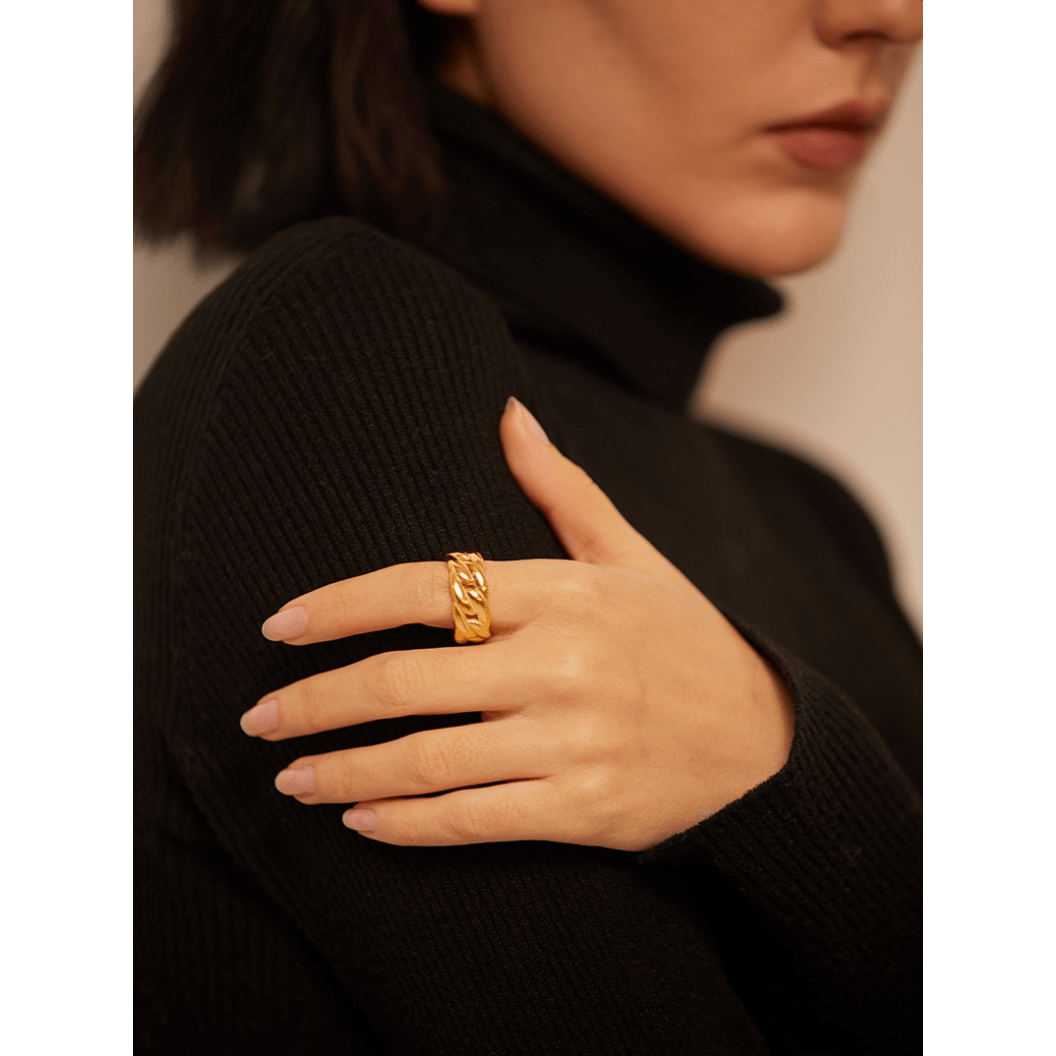 Maëlys - Wide Twisted Rope Gold Ring