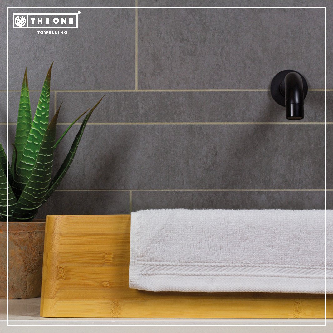 Bio-Handtuch aus 100 % Baumwolle, 50 x 100 cm, 550 g/m², Weiß