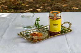 YIAM Greek Traditional Handmade Spoon Quinces with Almonds, 450g