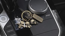 3 Angels" Guardian Angel Keychain - Angel Lucky Charm with Message Engraved "You can do it!"