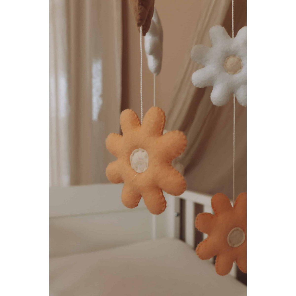 Handgemaakte Bloemen Muziekmobiel - Boxmobiel - Baby mobile - mobile wickeltisch