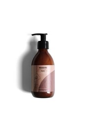 Organic strength & shine revitalizing shampoo in a 250ml bottle. Made with natural ingredients to nourish and revitalize hair.