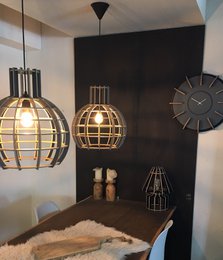 Globus | halvgrå