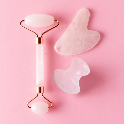 Beauty accessories Massage Quartz Rose: Lot of 3 natural stone tools: a Gua Sha, a champi and a massage roll