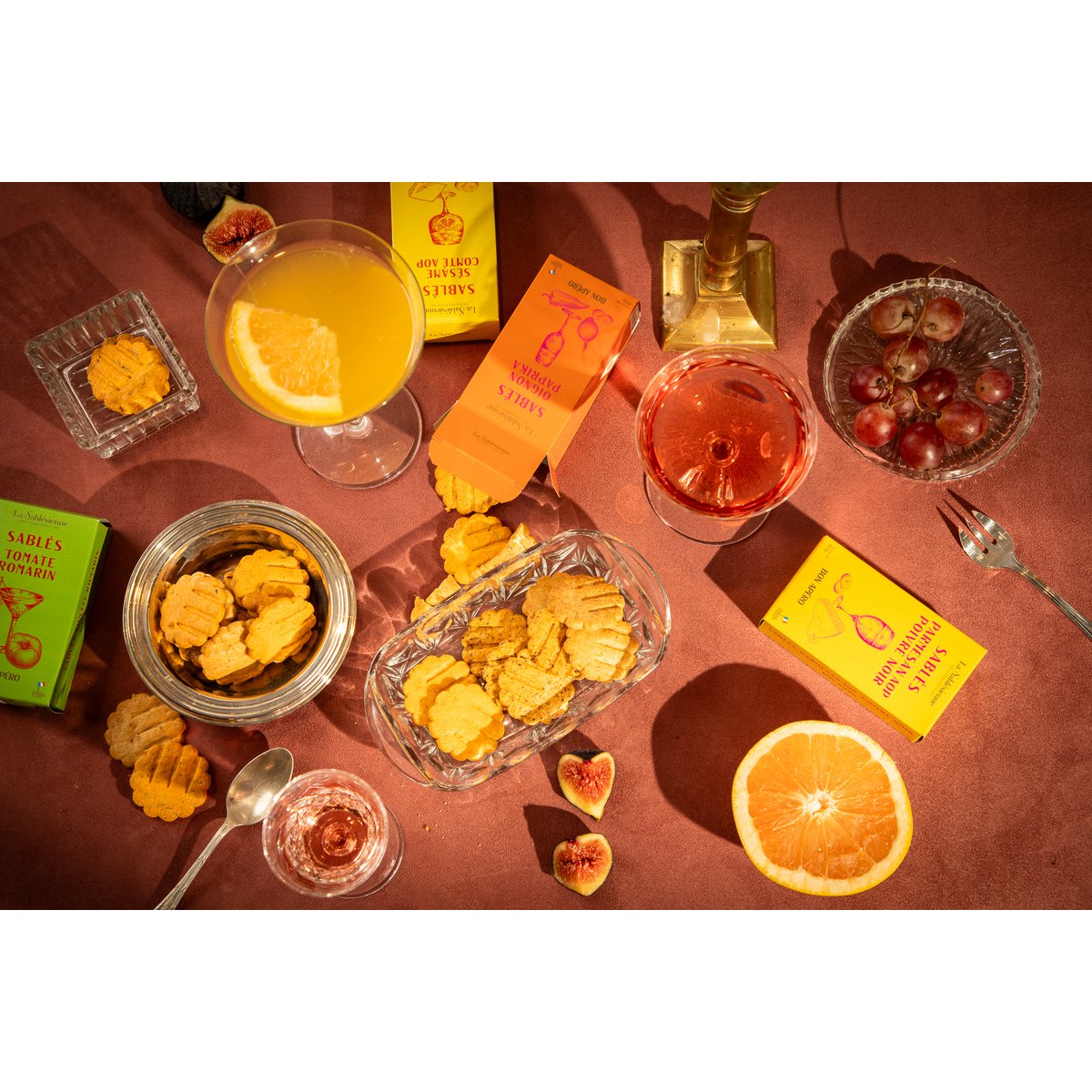 Tomato rosemary aperitif shortbread biscuits - 40g cardboard box