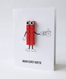  Mother's Day greeting card with red Lego brick characters, cute figures, heartfelt message, multilingual card design.