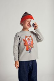 SCHWERES BASIC-T-SHIRT MIT GRAFIK „PEDAL FASTER“.
