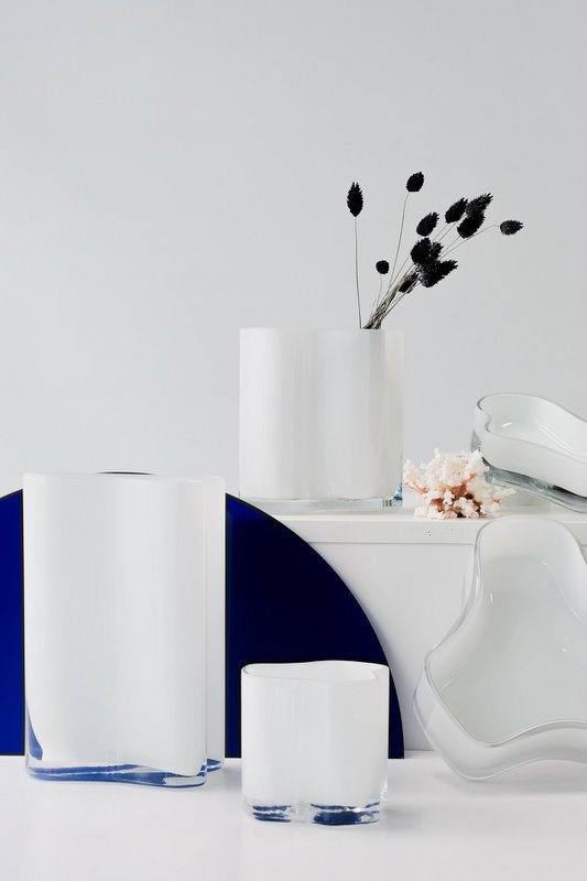 New modern design tall vase inspired by CORAL and Aalto, COR30WH