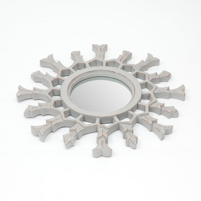 Sunburst træspejl med metallisk finish – Sculptural Wall Accent
