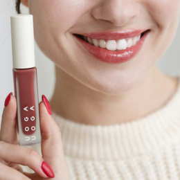 Uoga Uoga - Natural Lip Gloss Summerberry - 5 ml