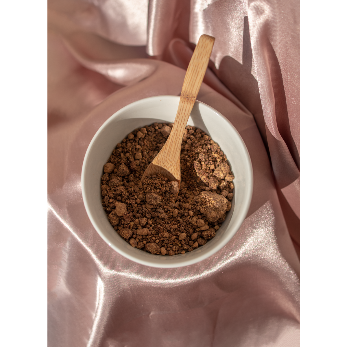 Exfoliërende notenpoeder