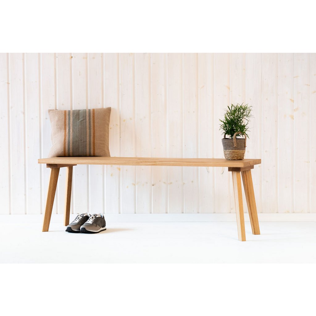 Holzbank BENT aus Eiche 140 cm