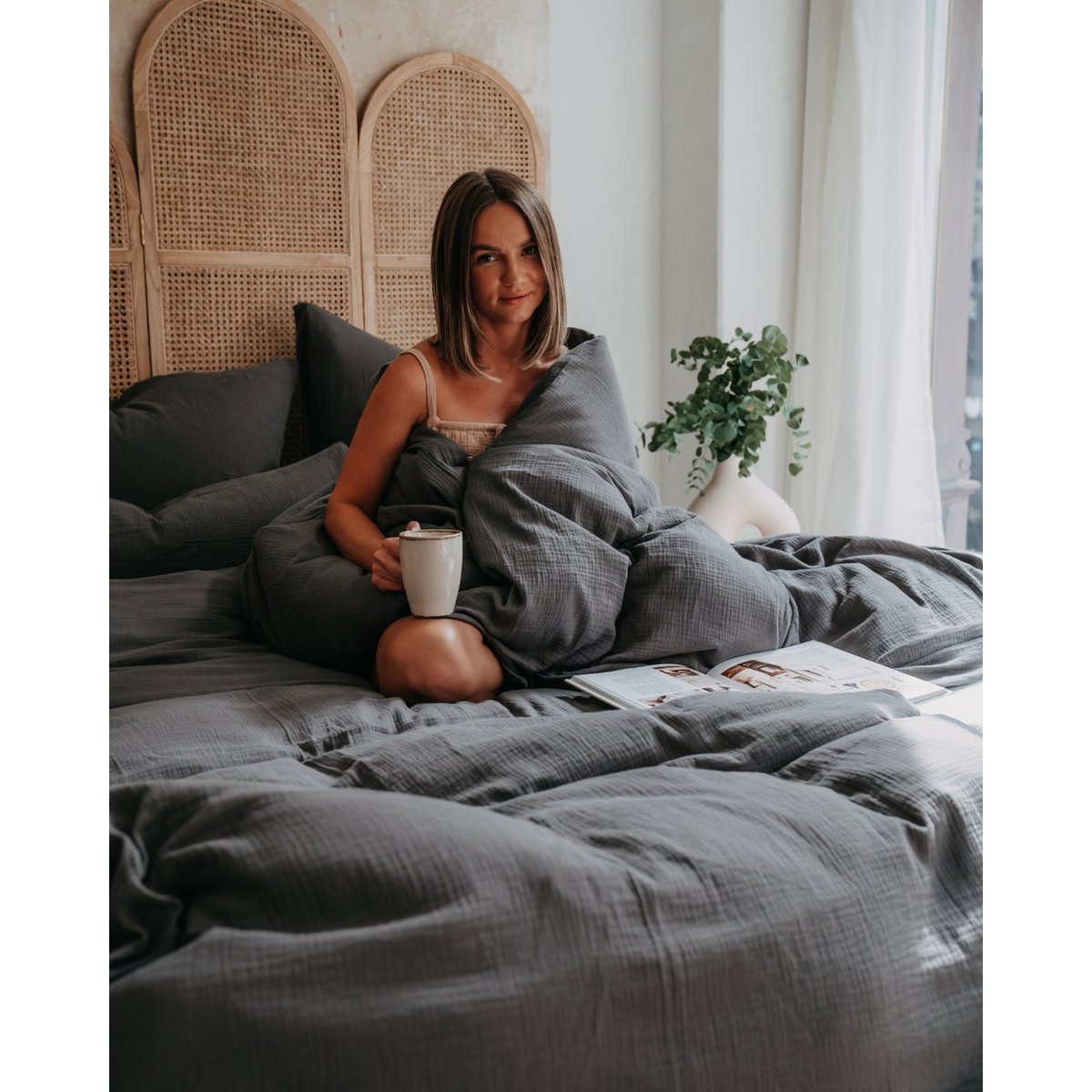 Muslin bed linen “Eliane” • Anthracite