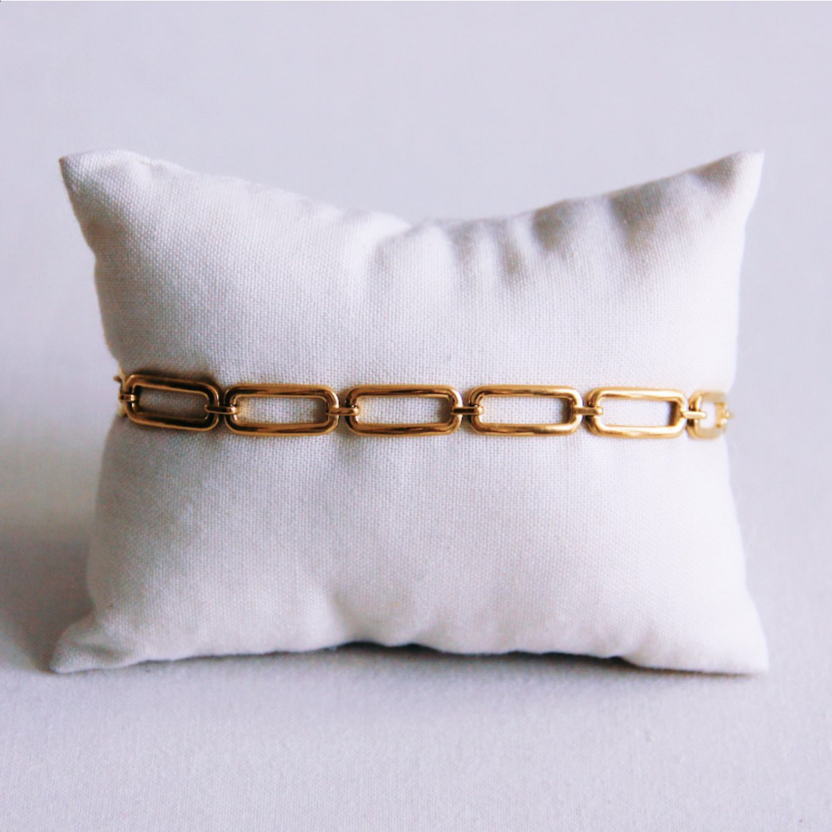 Langwerpige gekoppelde armband